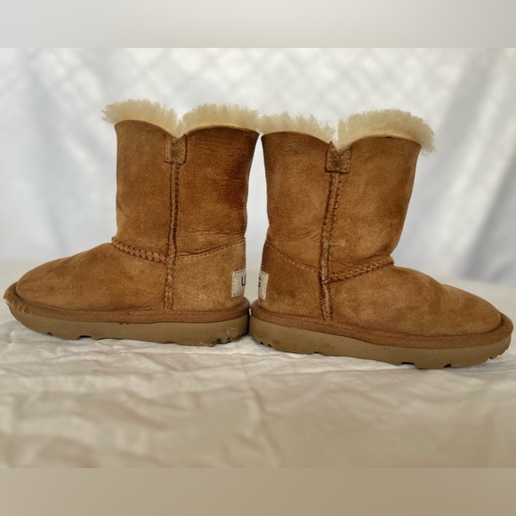 UGG Toddlers Bailey Button - Picture 11 of 11